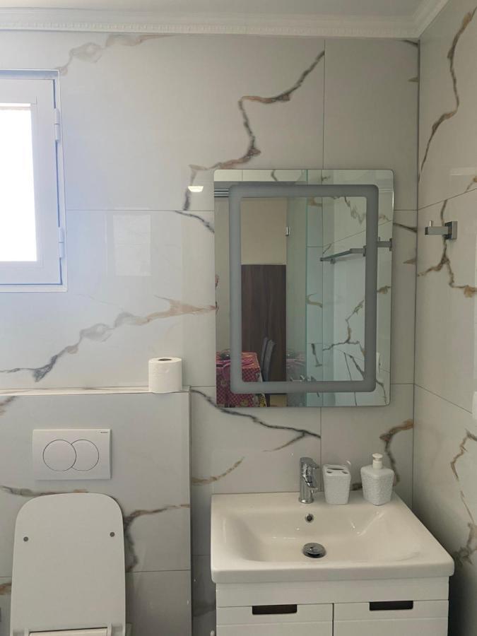 Vila Avni Likometi Εξαμίλιο Εξωτερικό φωτογραφία