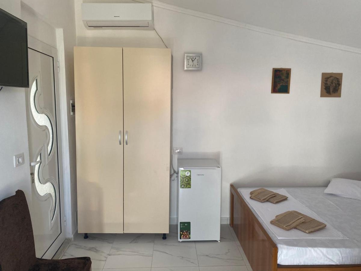 Vila Avni Likometi Εξαμίλιο Εξωτερικό φωτογραφία